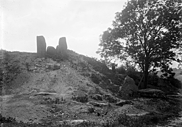 Coldrum Stone text awaited